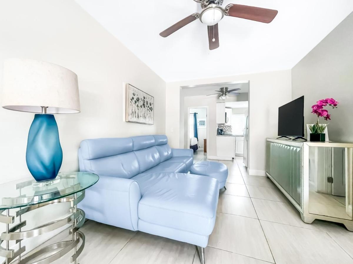 The Oasis Hotell Hollywood Eksteriør bilde